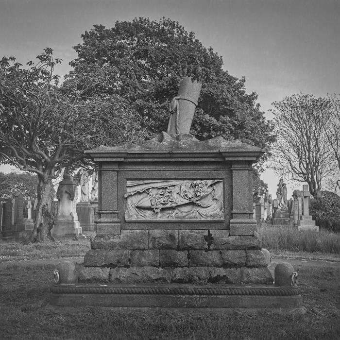 Lifeboat Memorial, Duke Street Cemetery, Southport