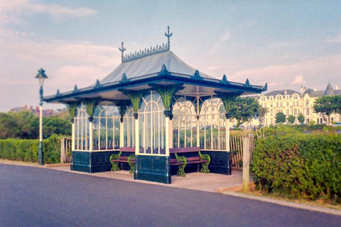 Old Shelter, Kings Gardens, Southport